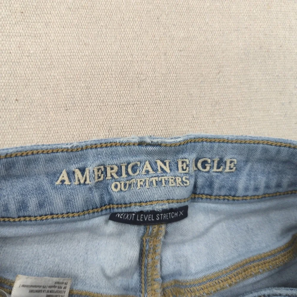 American Eagle Shorts Womens 8 Blue Shortie Cut Offs Distressed‎ Micro
